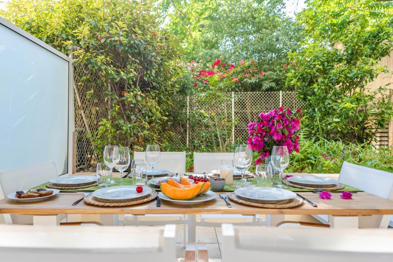 Bao Location: Tranquil Garden Retreat with Private Parking Apartment Toulon Exterior photo