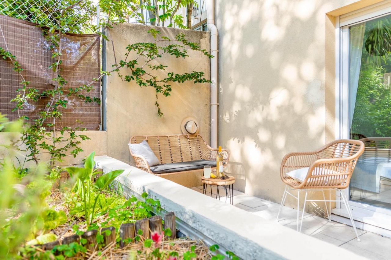 Bao Location: Tranquil Garden Retreat with Private Parking Apartment Toulon Exterior photo